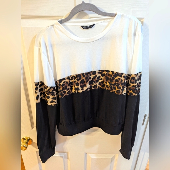 SHEIN Tops - Cream Long Sleeve Boxy Sweatshirt